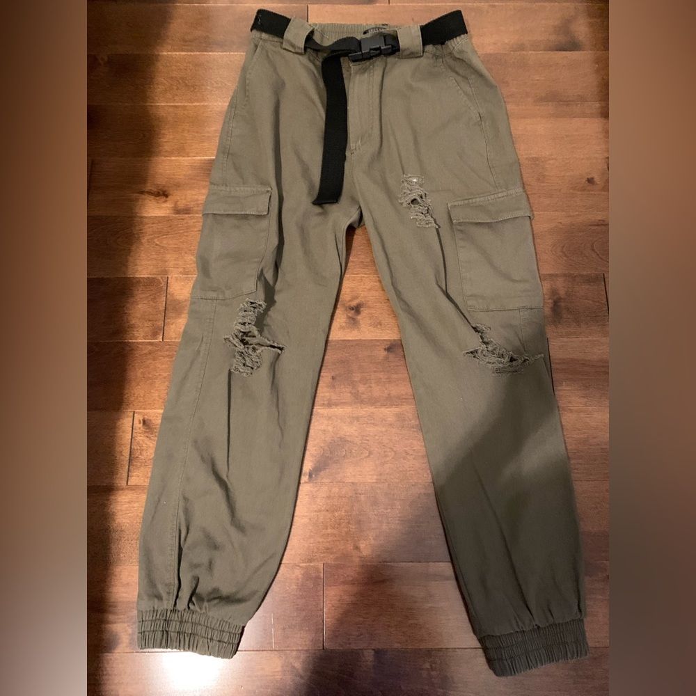 Cargo pants with black buckled belt